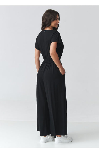 green short sleeve v-neck suit view 6