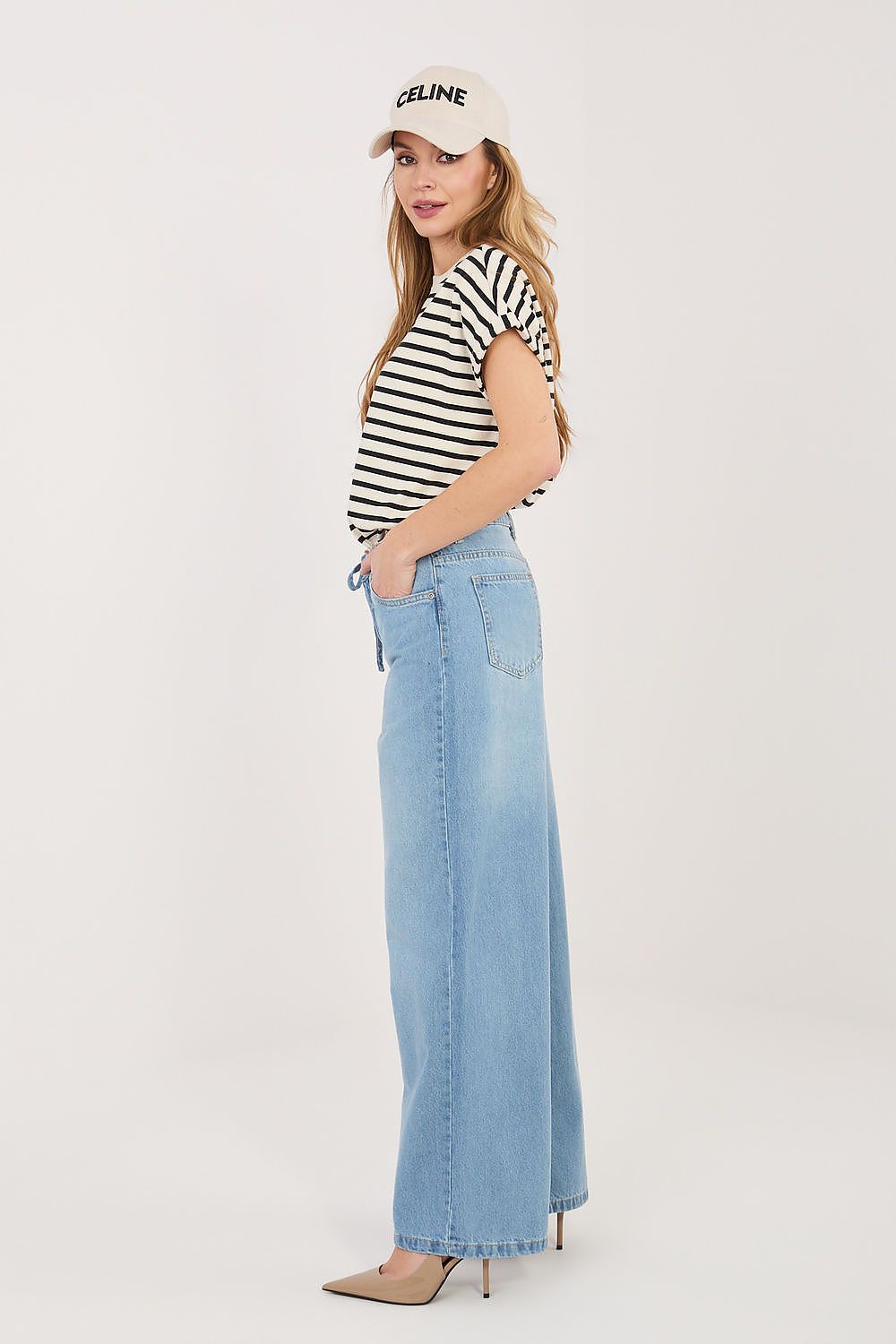blue jeans side view