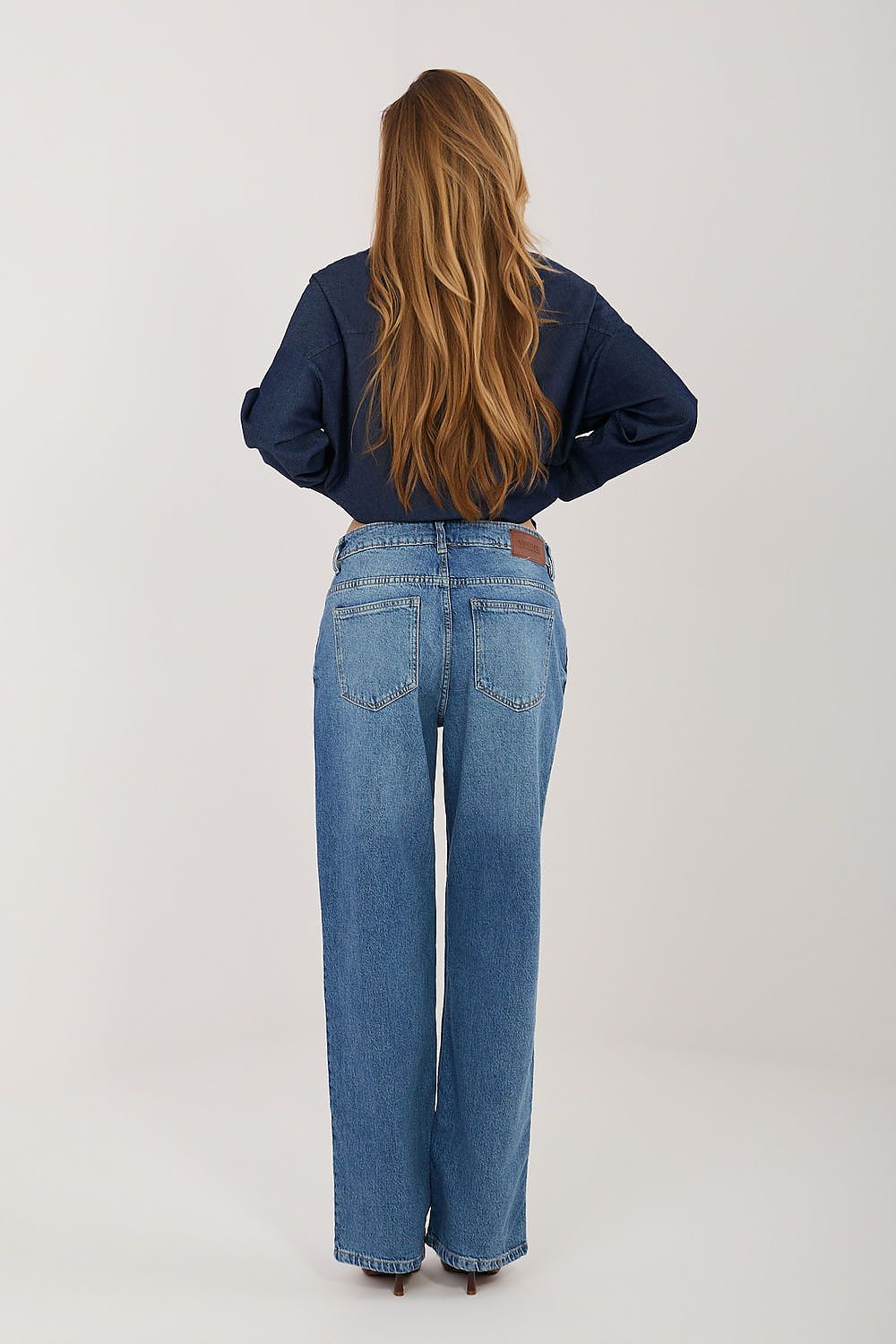 blue jeans detail view