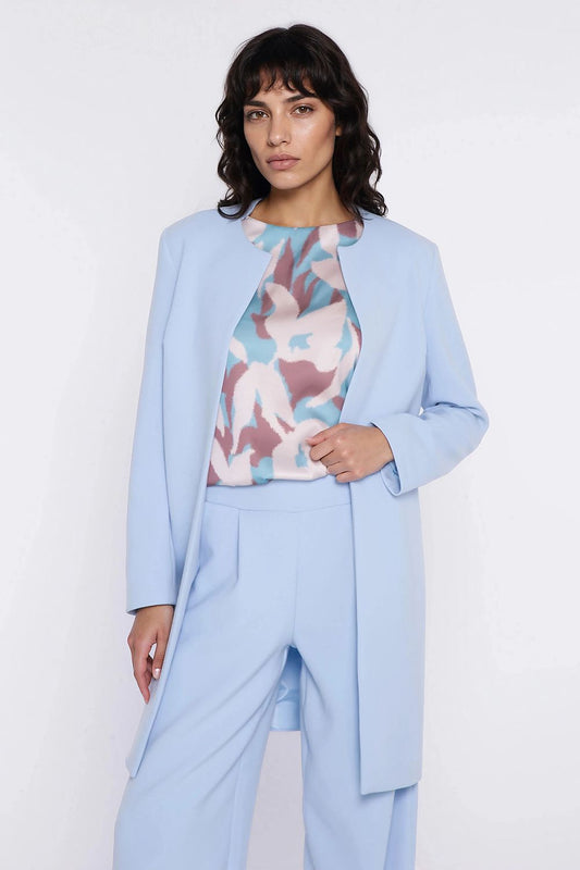blue jacket front view