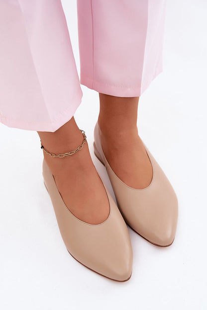 Women's Beige and Black Leather 2 Cm Heel Ballet Flats detail view