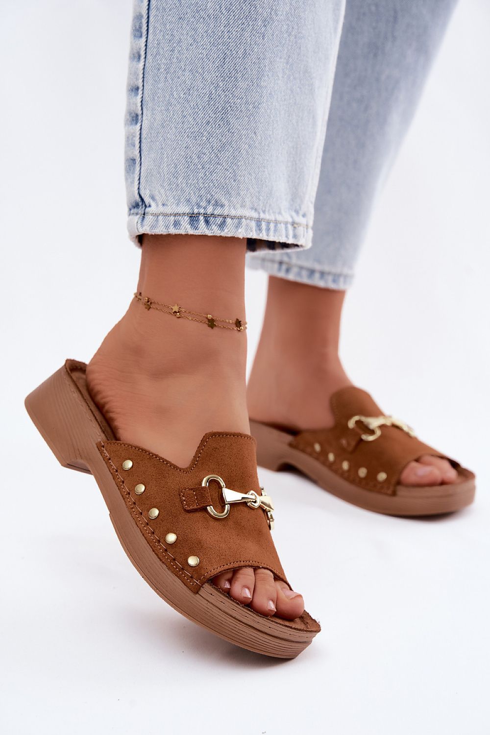 Women's Brown Suede Easy-fit Elastic Detail 3 Cm Heel Flip-flops front view