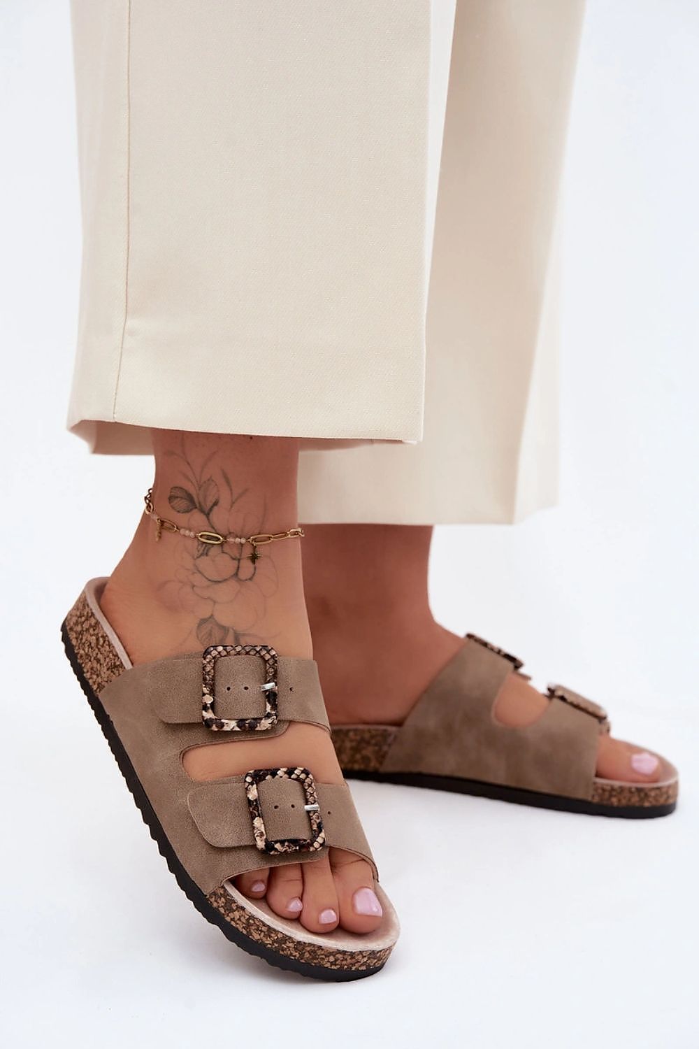 Women's Beige Faux Leather Flip-flops detail view