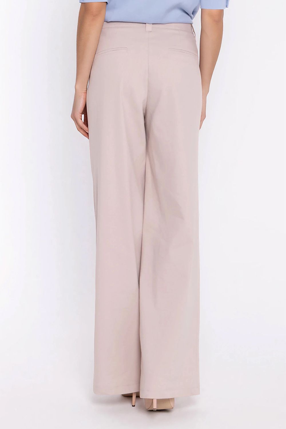 Women's beige wide-leg mid-rise jeans with front pleats by Nife