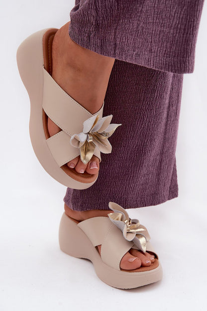 Women's Black and Beige Leather Strap Detail 7 Cm Heel Wedge Sandals view 6