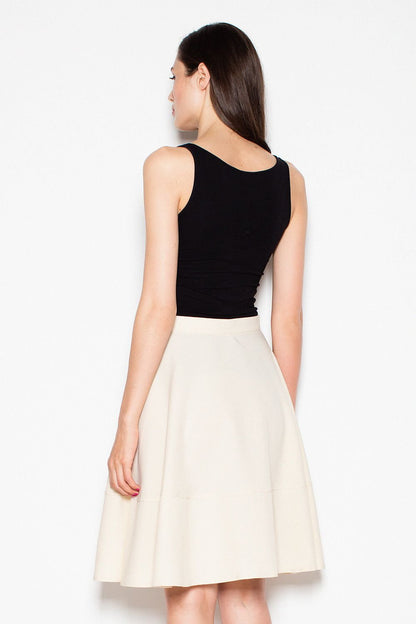 beige belted mini skirt detail view