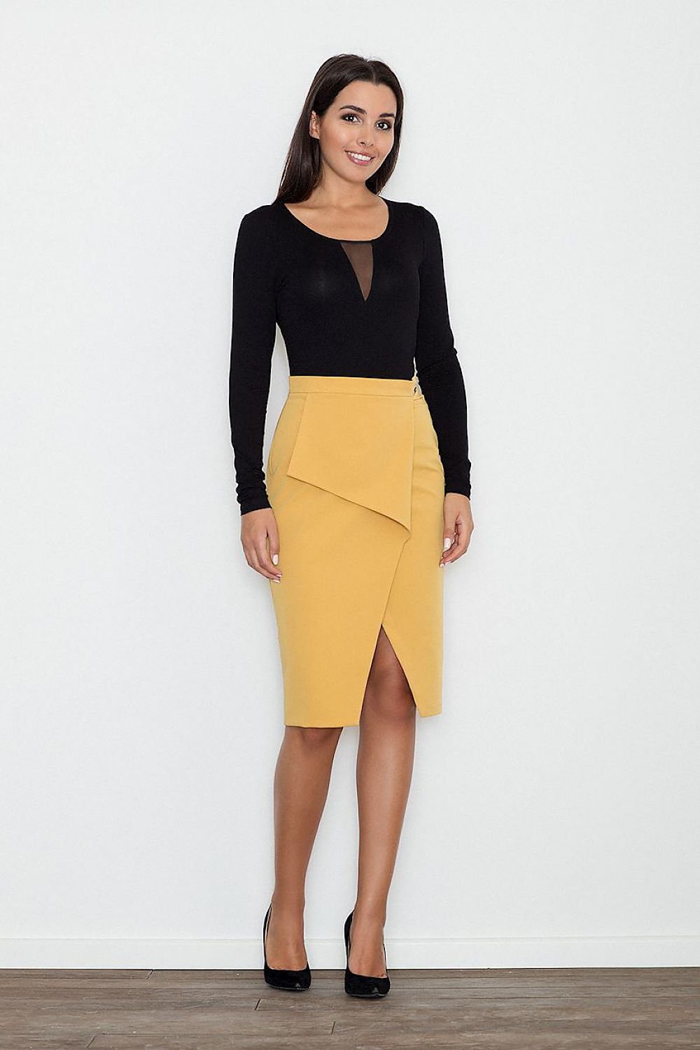 yellow belted classic skirt front view