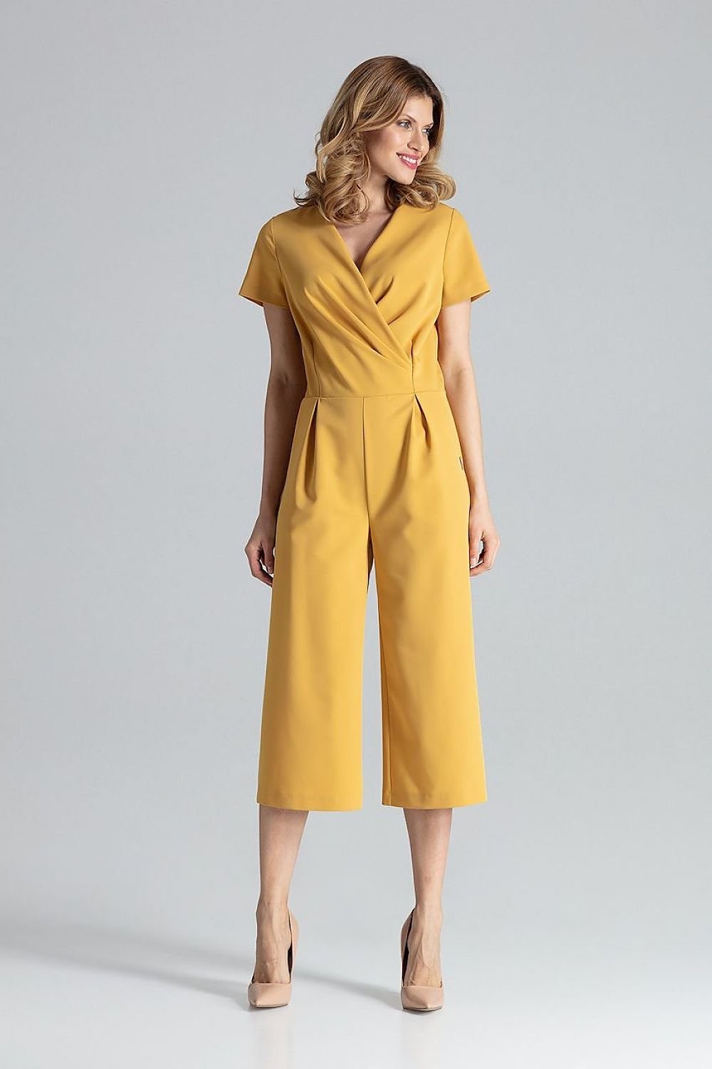 pink short sleeve suit view 10