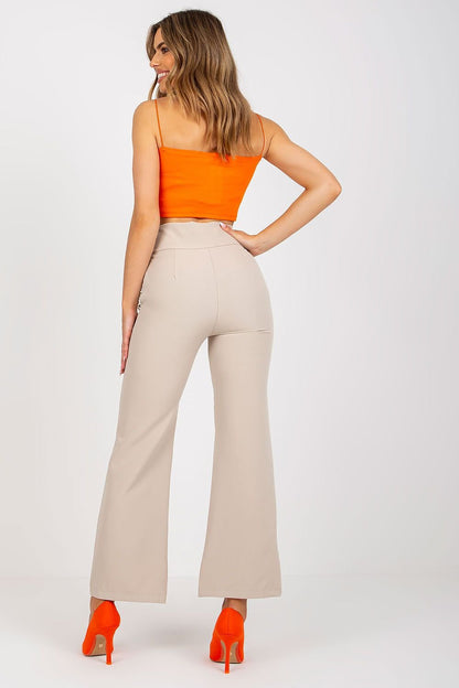 beige women trousers detail view