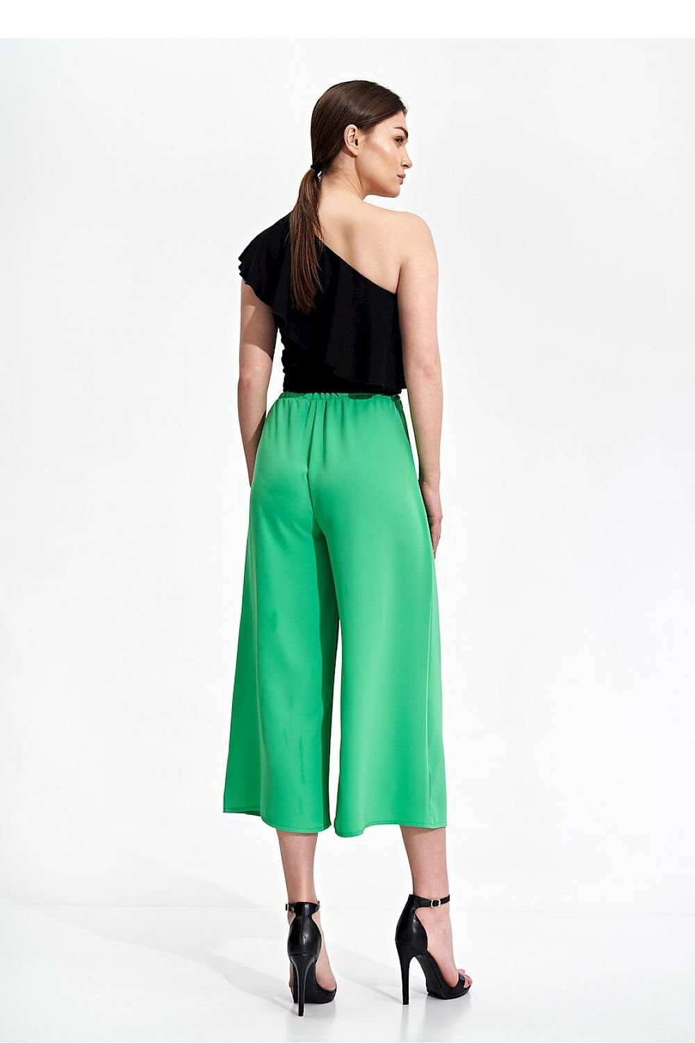 green women trousers detail view