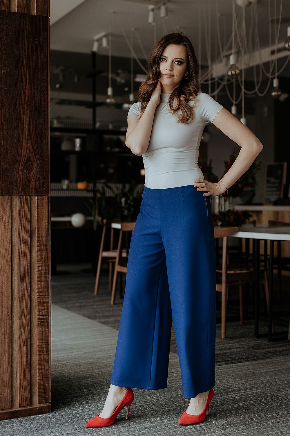navy blue women trousers front view