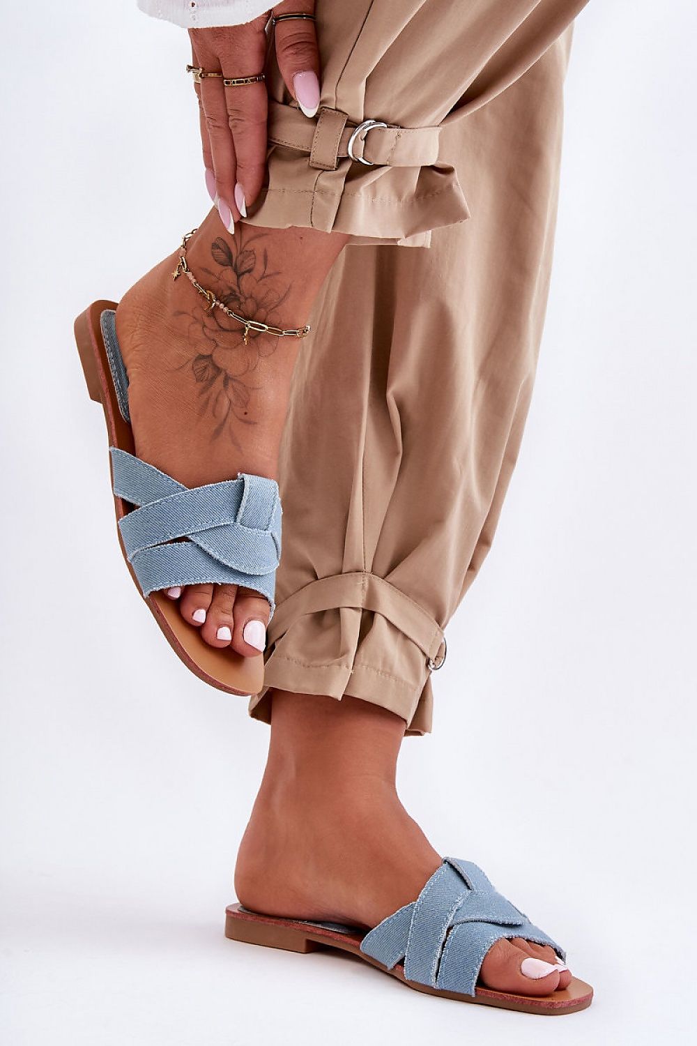 white lace flip-flops view 6