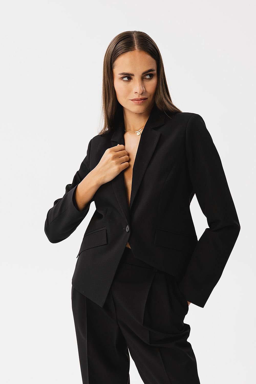 Classy & Elegant Jacket-Shop the Latest Women’s Blazers: Trendy, Tailored & Timeless Designs.-Ayla Boutique