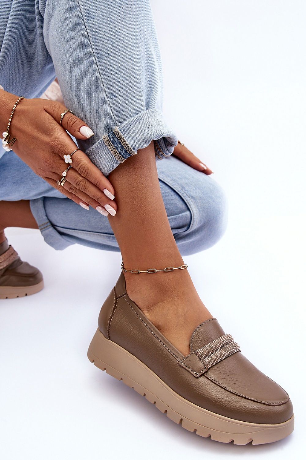 beige buskin low shoes alternate angle