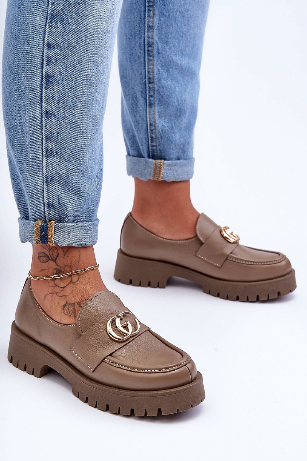 beige heeled low shoes alternate angle